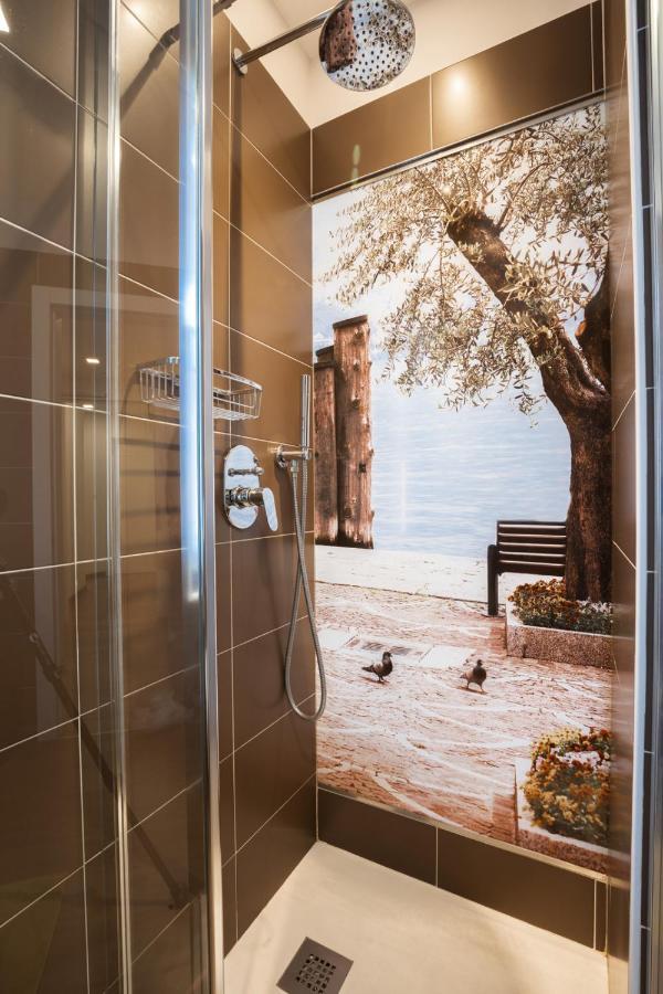 Hotel Rolly Riva del Garda Kültér fotó