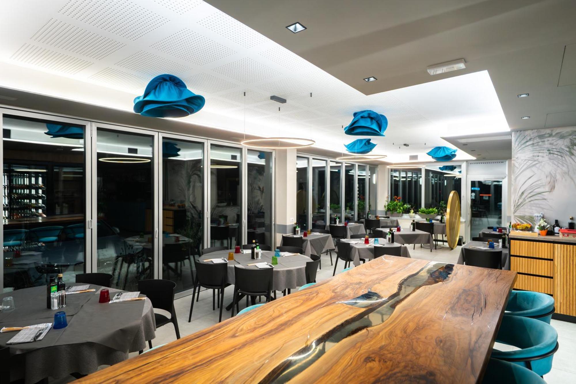 Hotel Rolly Riva del Garda Kültér fotó