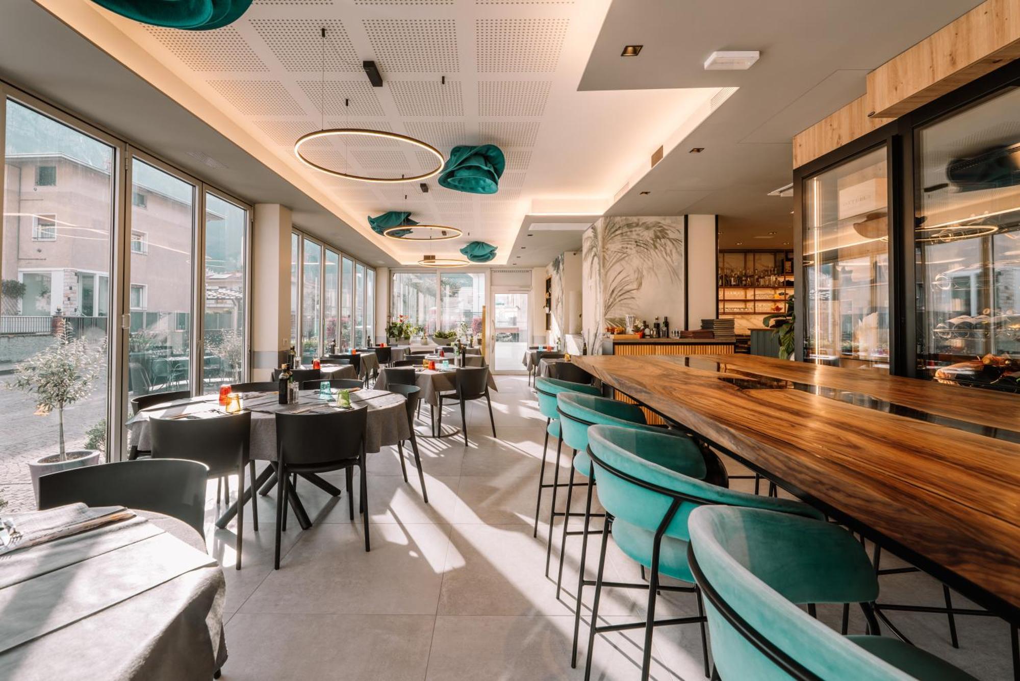 Hotel Rolly Riva del Garda Kültér fotó